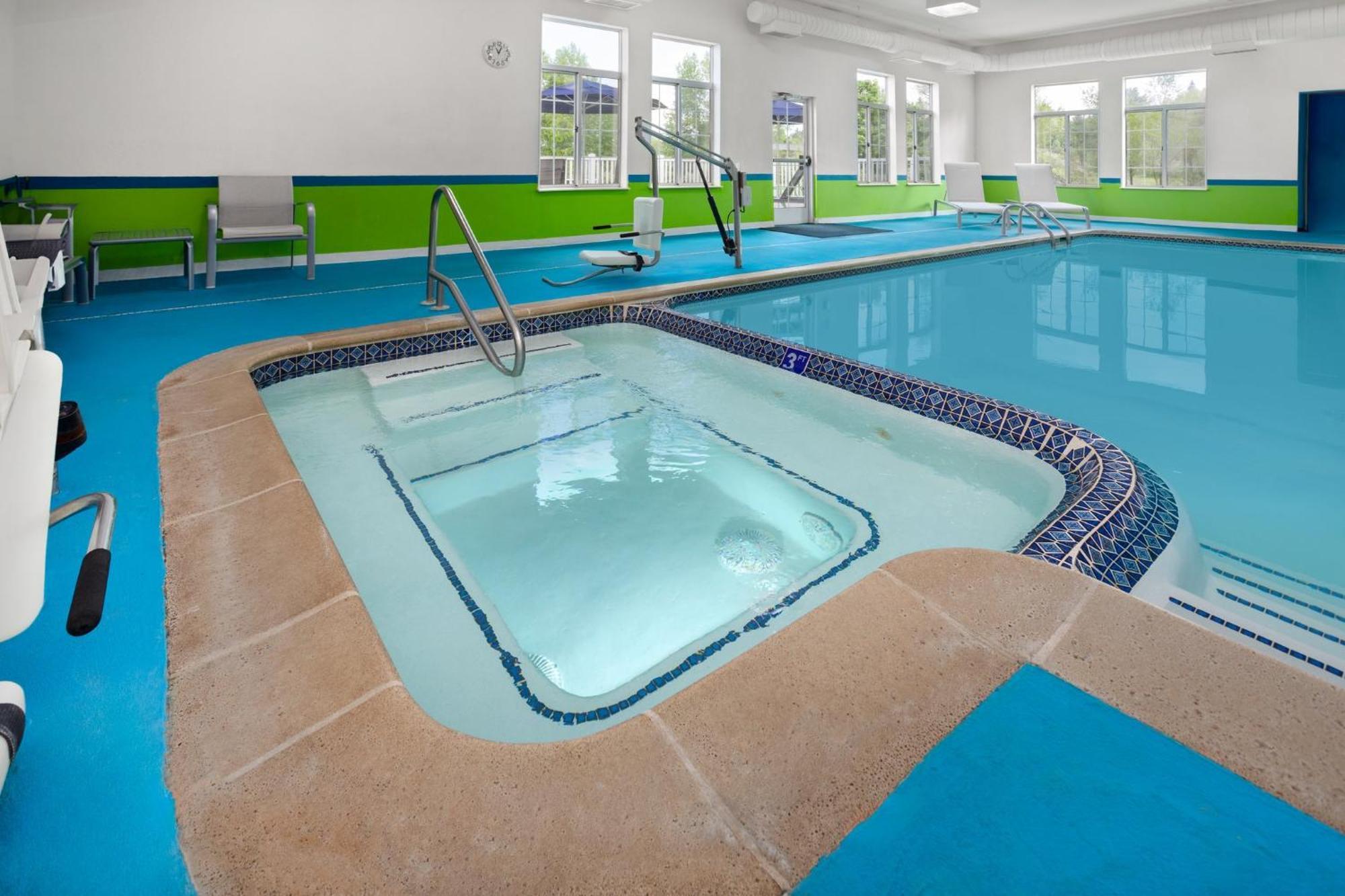 Holiday Inn Express Hotel & Suites Acme-Traverse City By Ihg Buitenkant foto